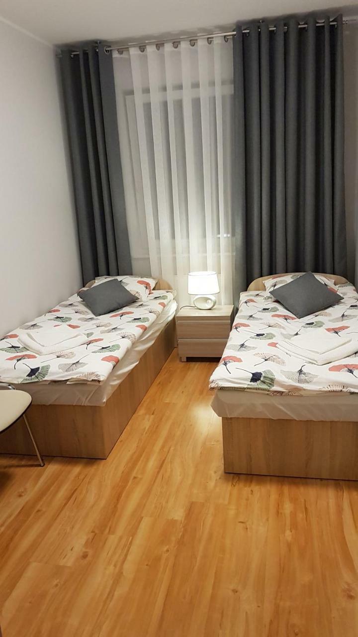 Apartamenty Orle Jelenia Gora Bagian luar foto