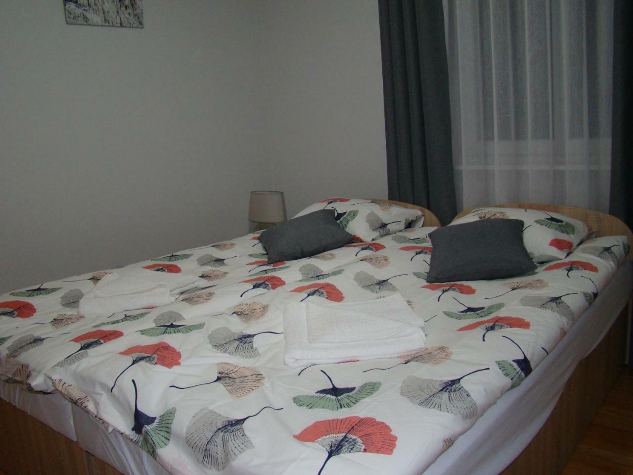 Apartamenty Orle Jelenia Gora Bagian luar foto