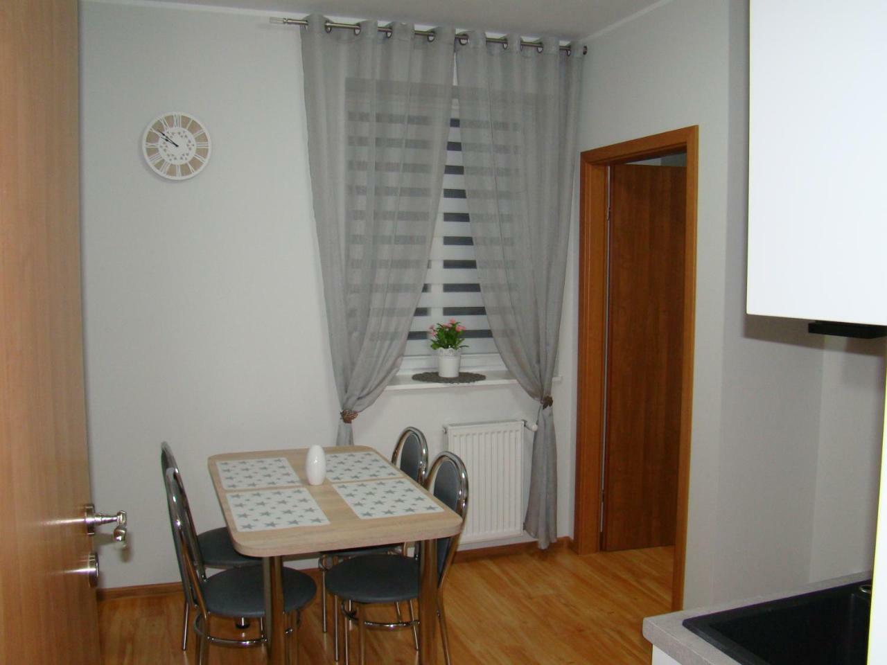 Apartamenty Orle Jelenia Gora Bagian luar foto